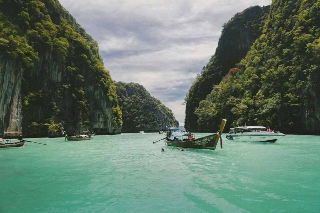 best places for cheap solo travel