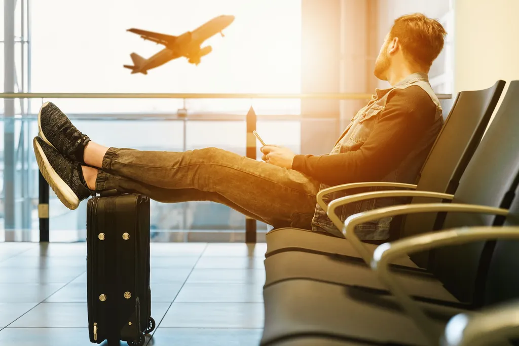 How to start traveling alone